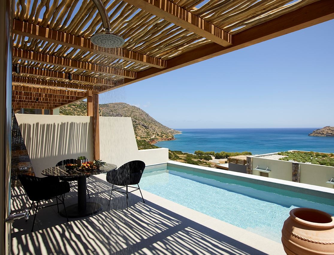 rooms-superior-room-with-private-pool-sea-view