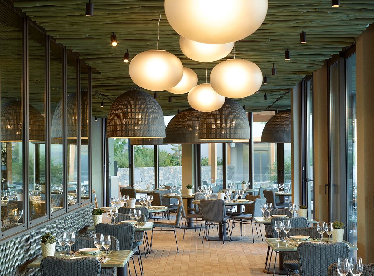 restaurants-ambrosia-main-restaurant