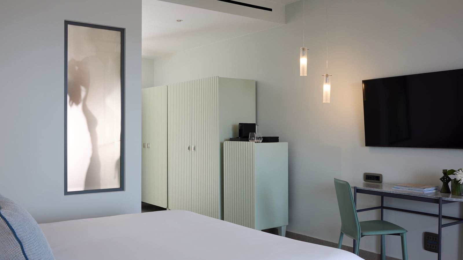 rooms-family-retreat-with-private-pool-sea-view