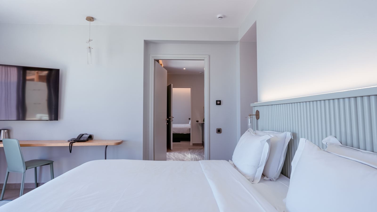 rooms-grand-suite-with-2-private-pools--outdoor-living-area-sea-view