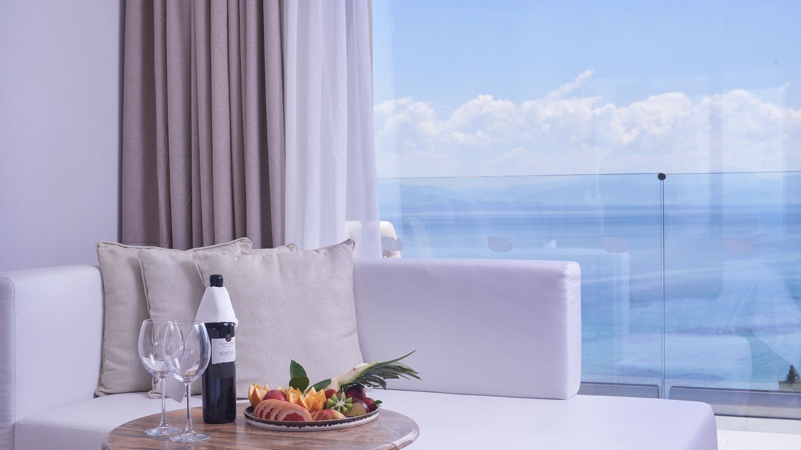 rooms-superior-double-sea-view