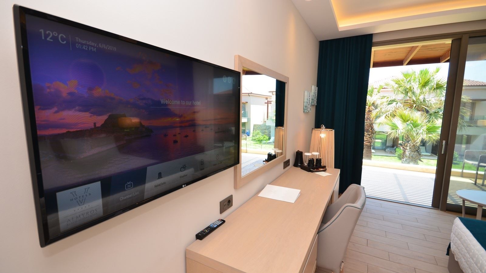 rooms-deluxe-double-garden-view