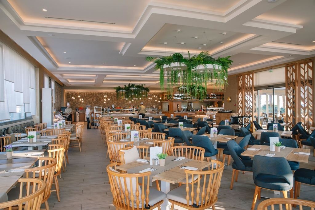 restaurants-main-building