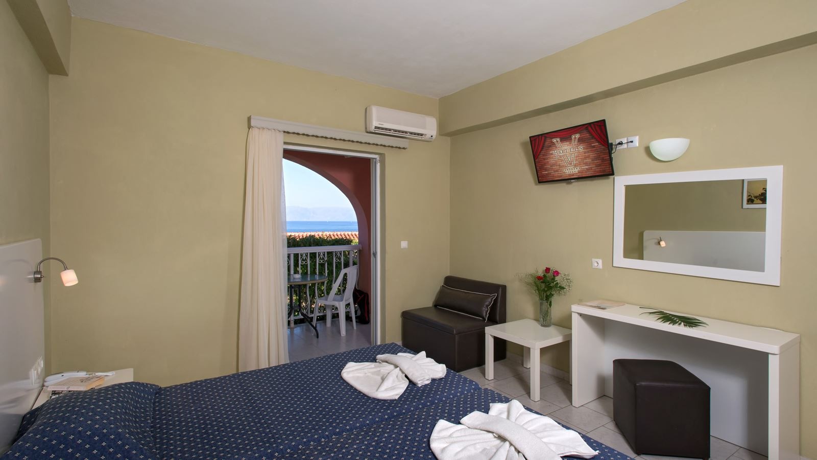 rooms-std-double-room