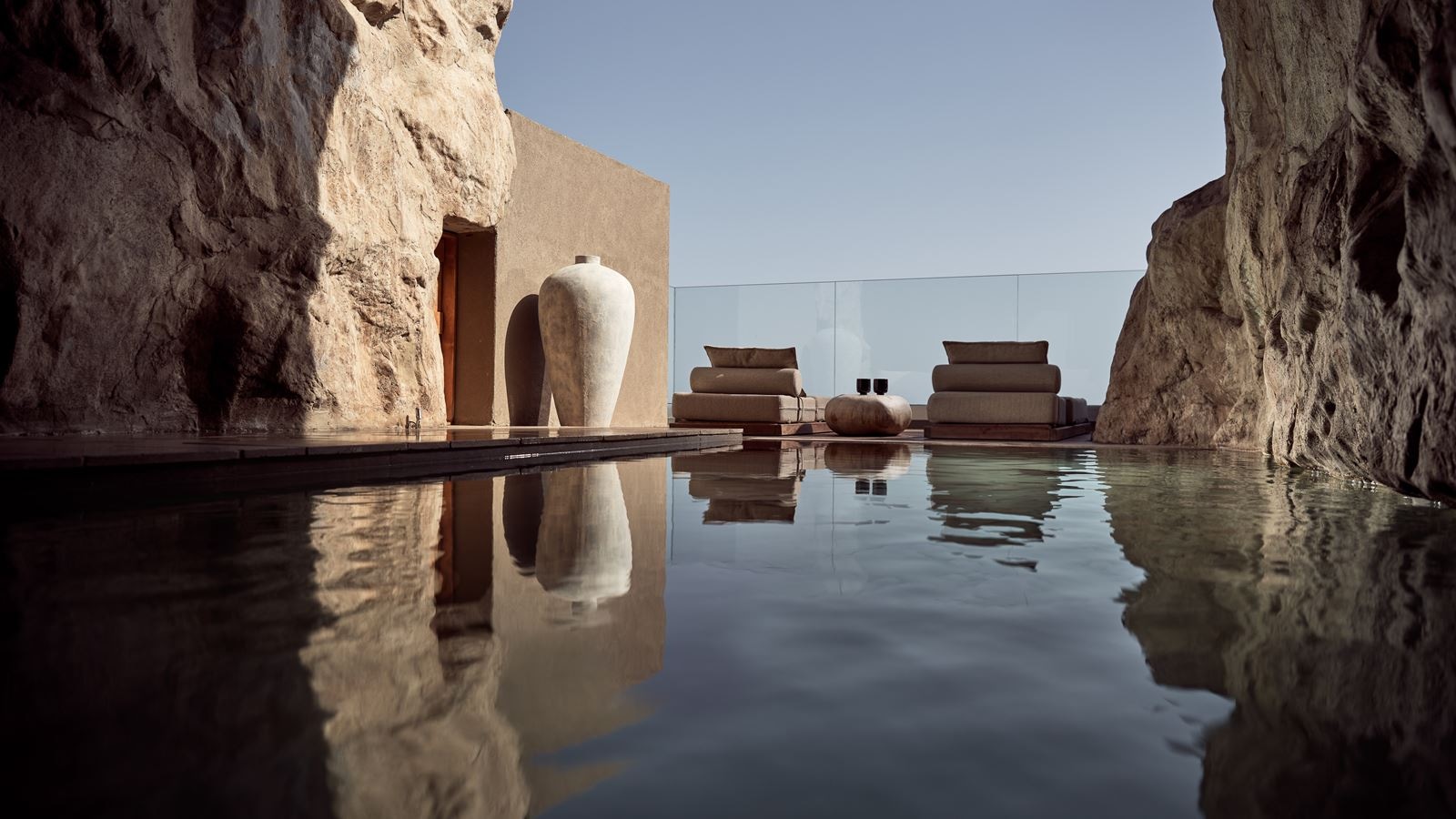 rooms-cave-suite-sea-view-private-pool