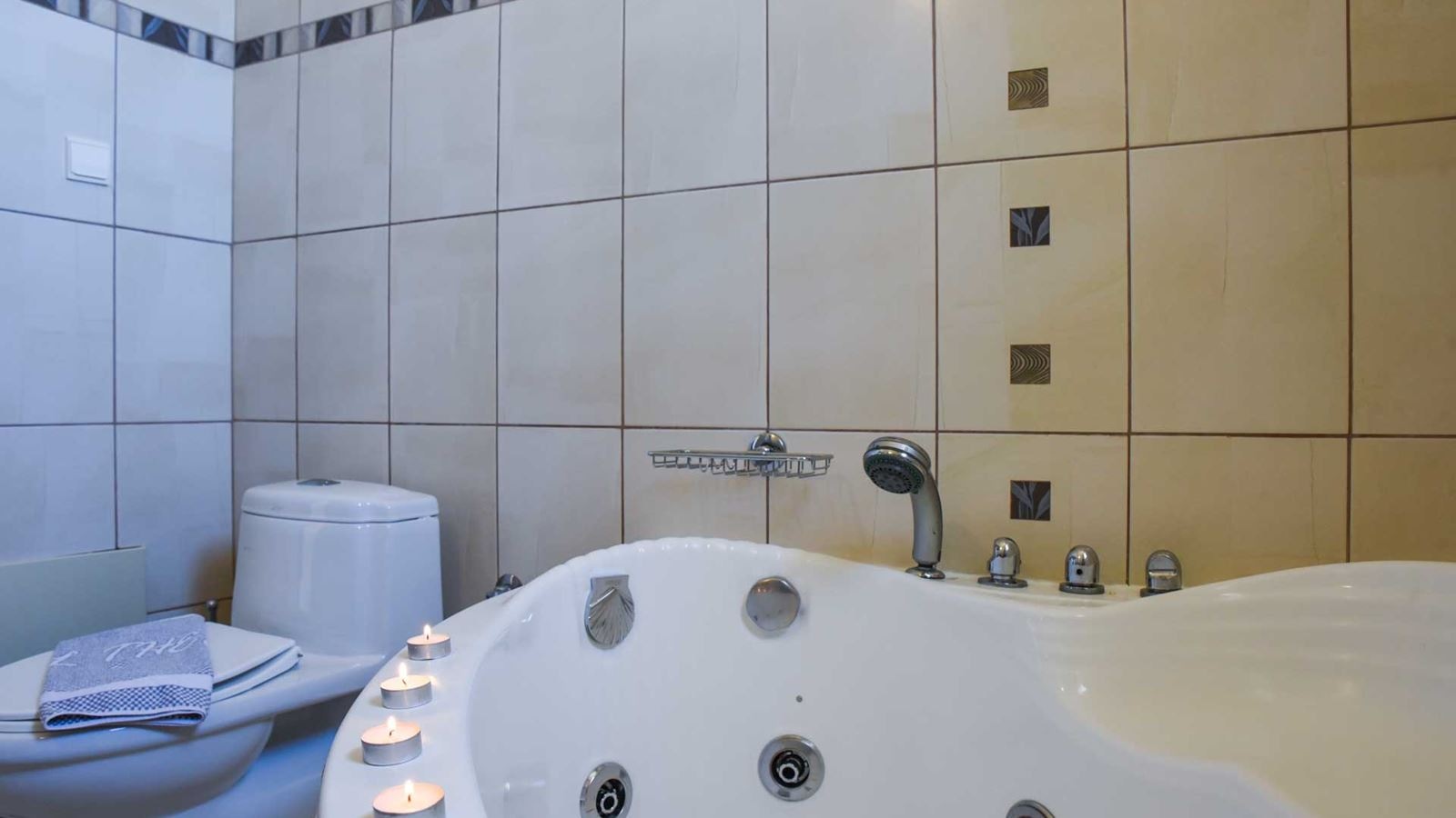 rooms-villa-with-private-pool