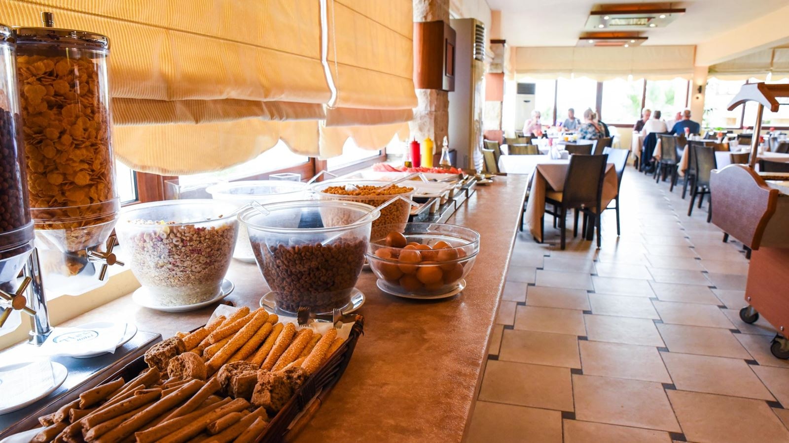 restaurants-main-restaurant