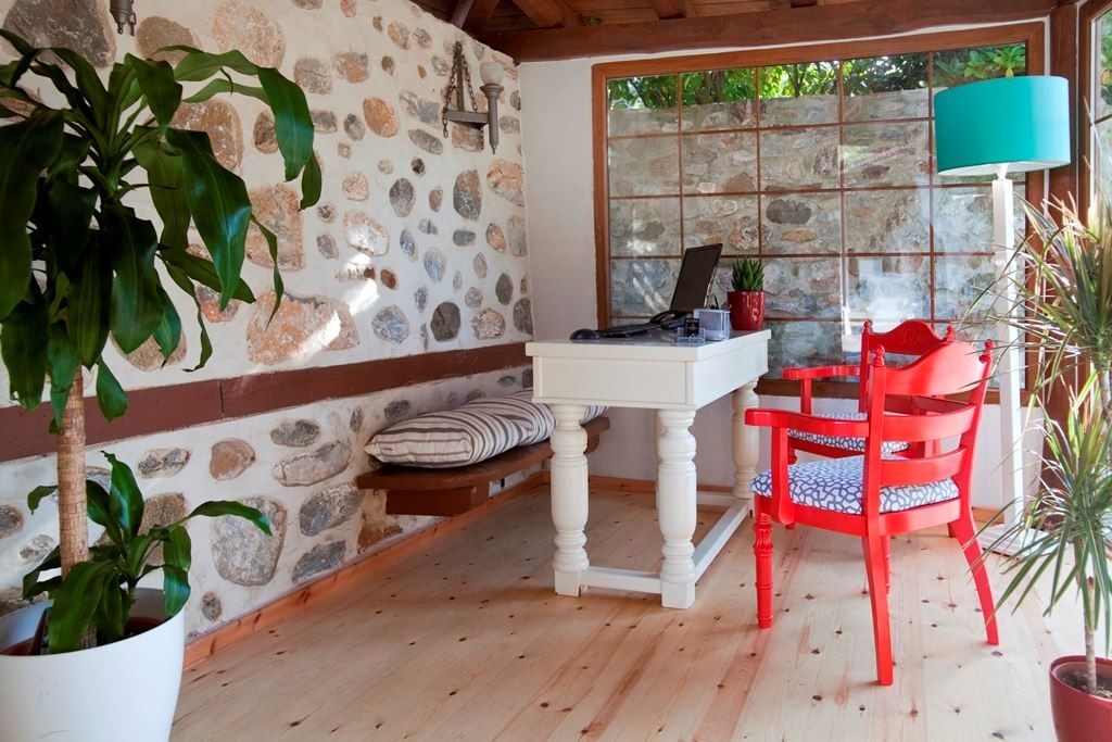 rooms-maisonette-private-pool