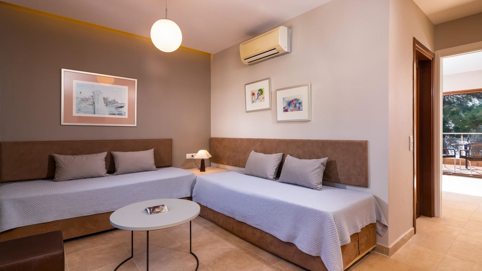 rooms-deluxe-junior-suite-garden-or-pool-view