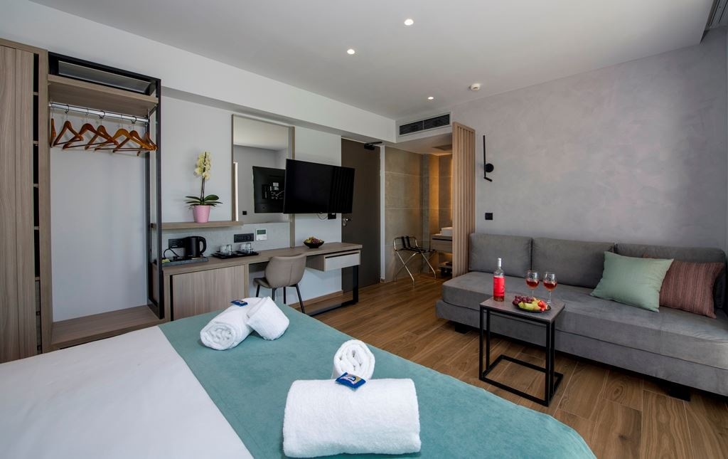 rooms-superior-double-room