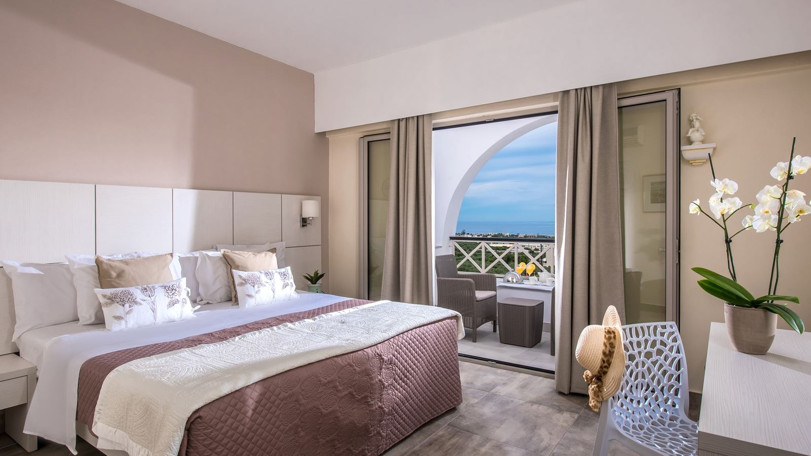 rooms-double-standart-room-sea-view