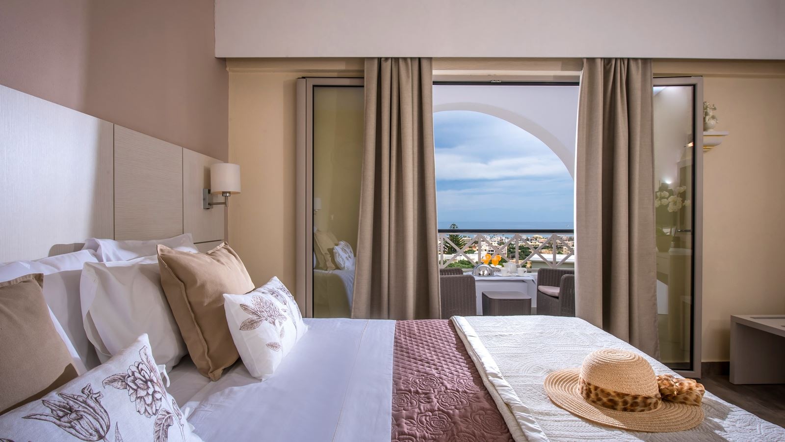 rooms-double-standart-room-sea-view