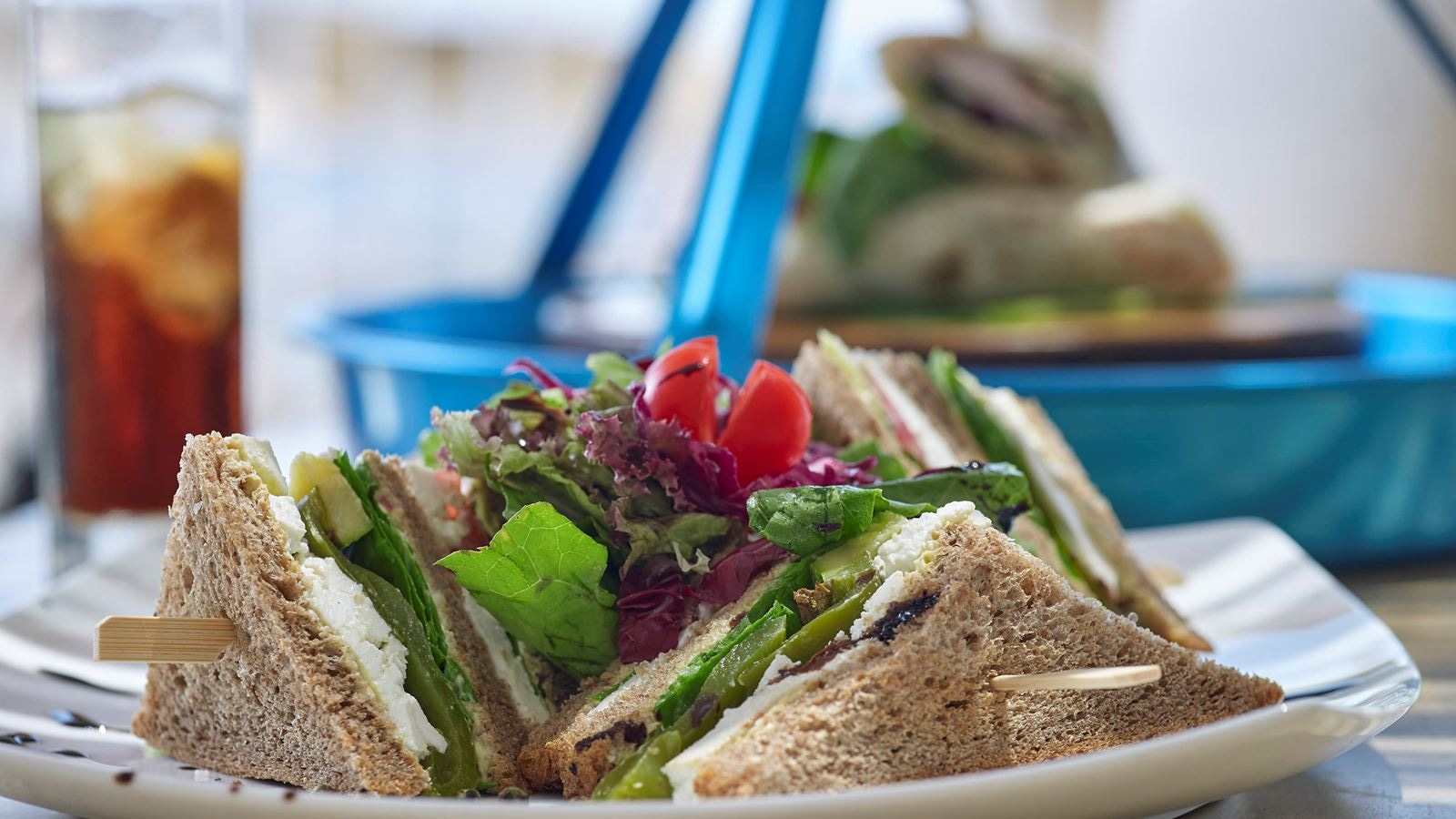 restaurants-ammades-taverna