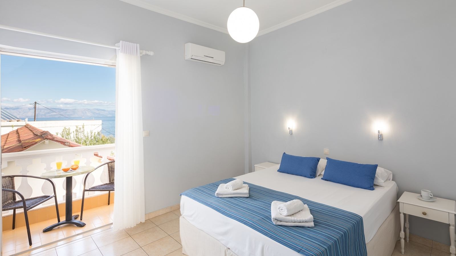 rooms-classic-twindouble-with-balcony