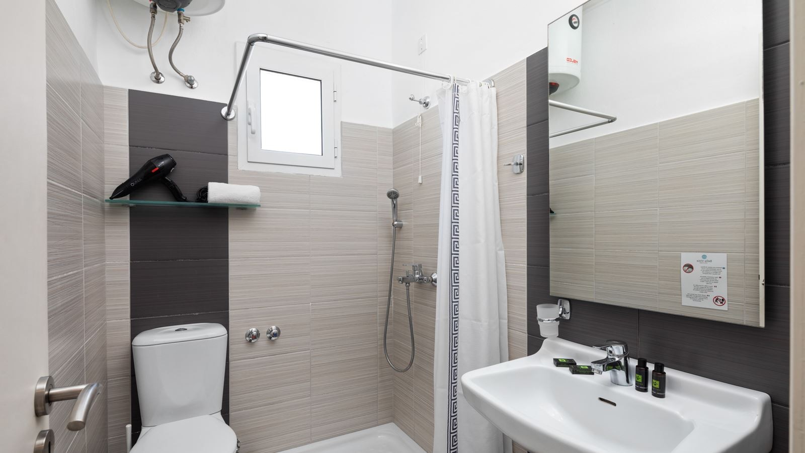 rooms-comfort-studio-with-balcony