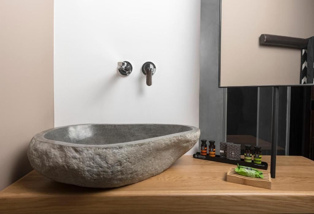 rooms-deluxe-room-with-private-pool