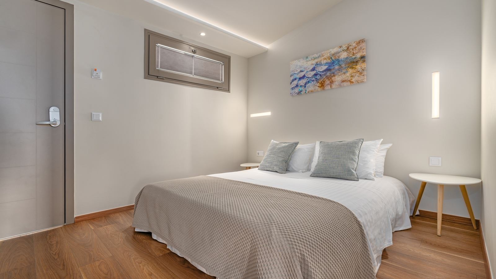 rooms-penthouse-suite-sea-front