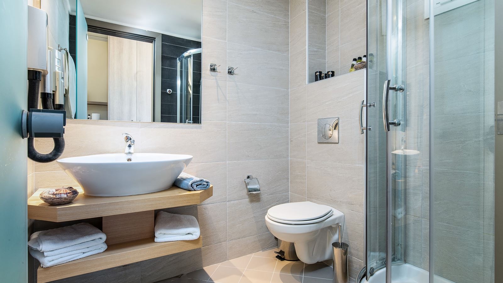 rooms-room-deluxe-double-best-price