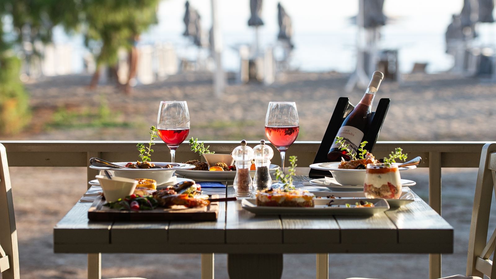 restaurants-thalassa-blue-restaurant