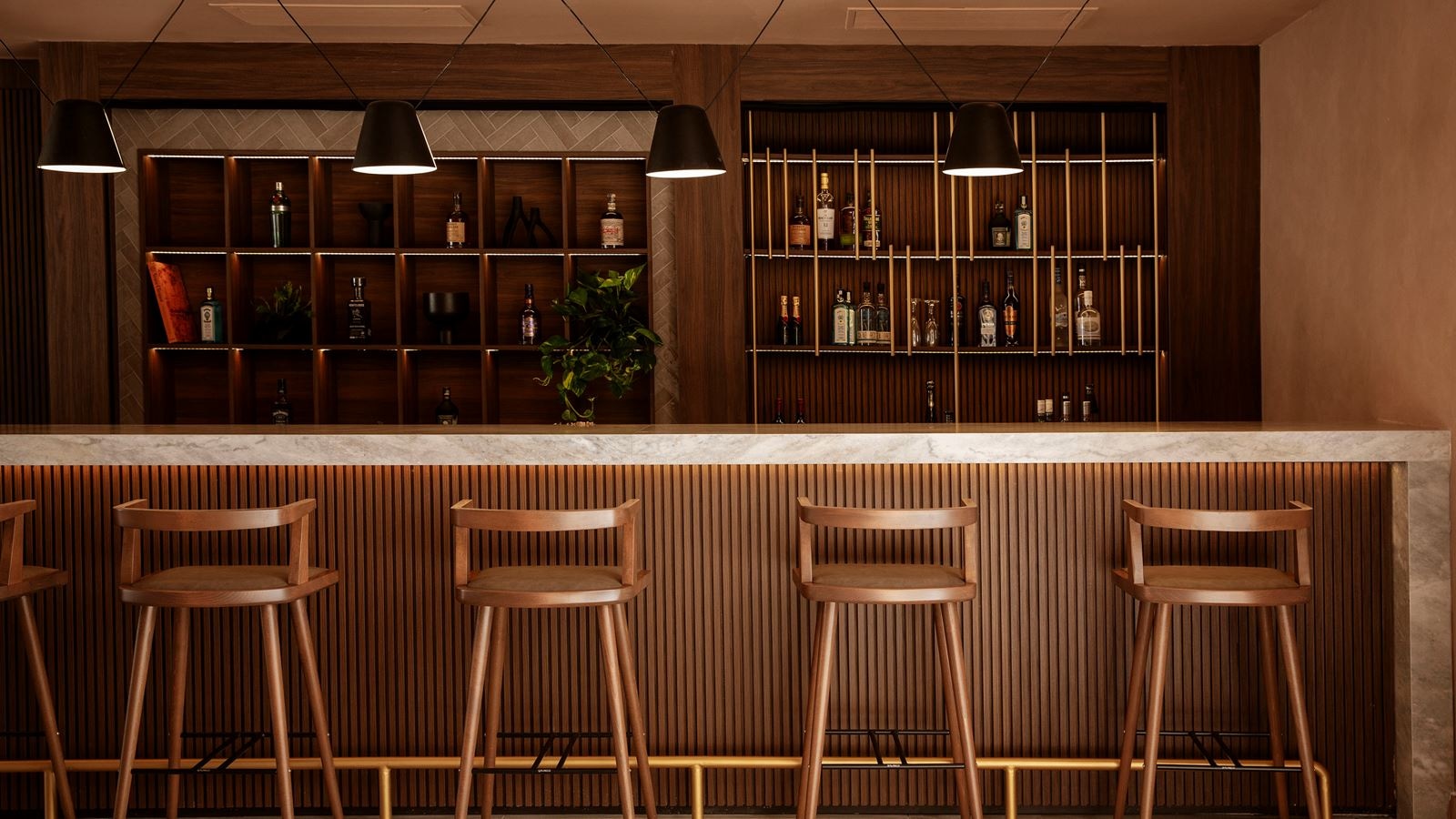 bars-xenia-lobbycheck-in-bar