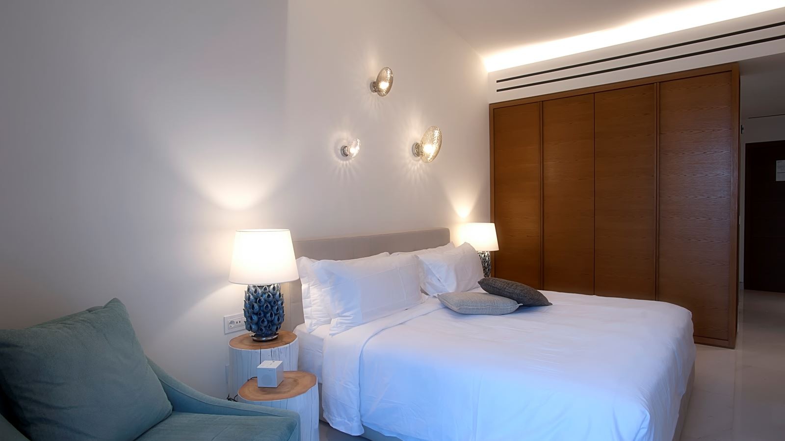 rooms-grand-pavilion-garden-view-with-jacuzzi-and-private-pool