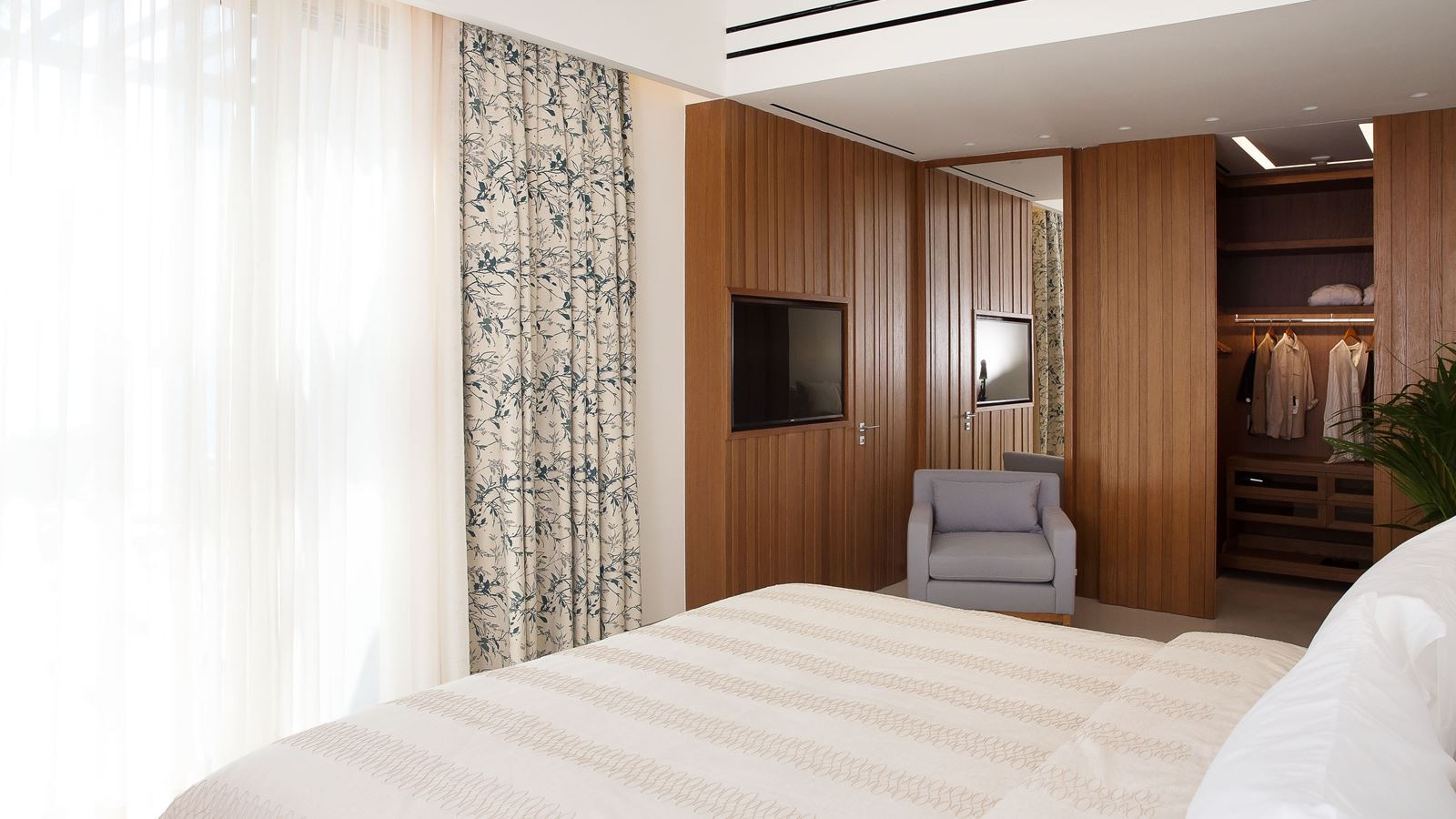 rooms-hrh-ivory-villa-sv