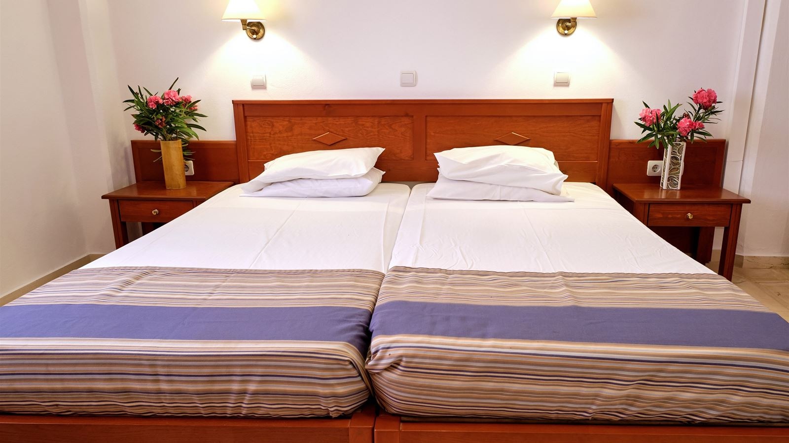 rooms-apartment-family