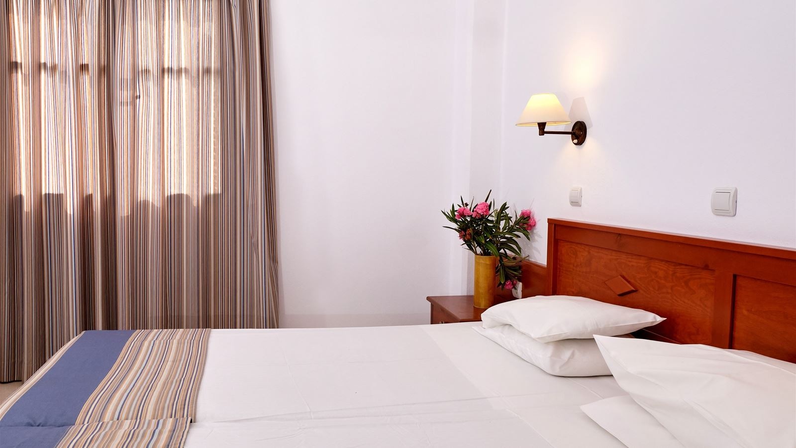 rooms-apartment-family