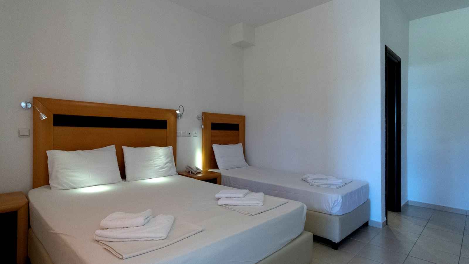 rooms-room-standart-triple