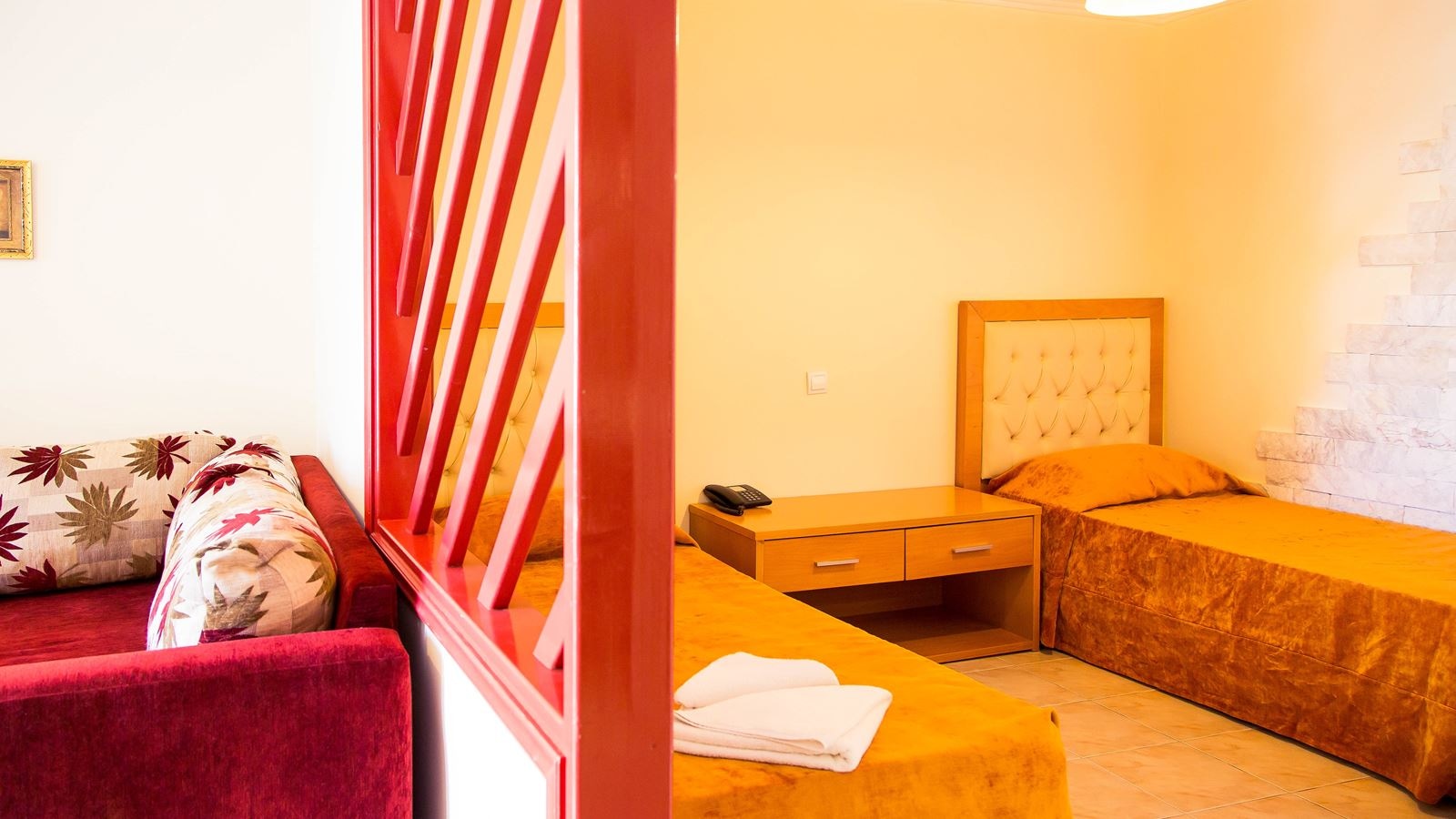 rooms-apartment-terrace-b