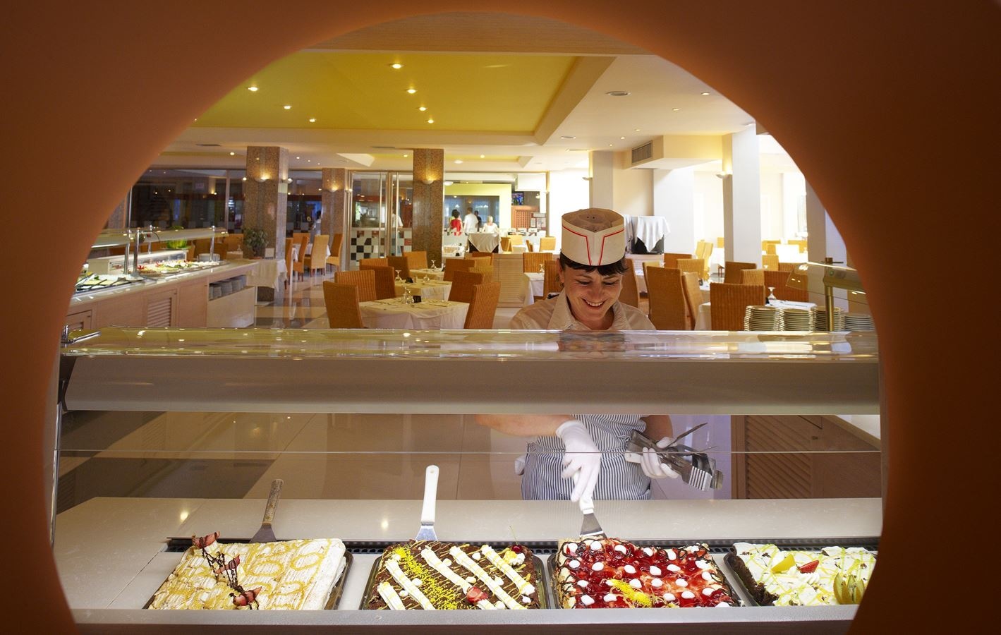 restaurants-main-restaurant