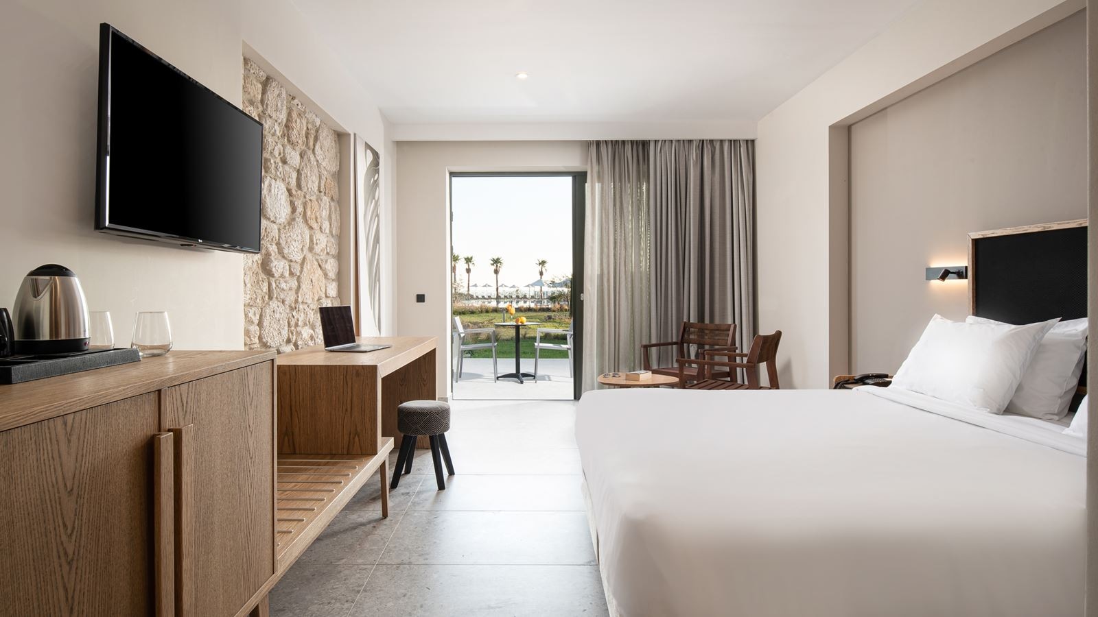 rooms-superior-double-side-sea-view