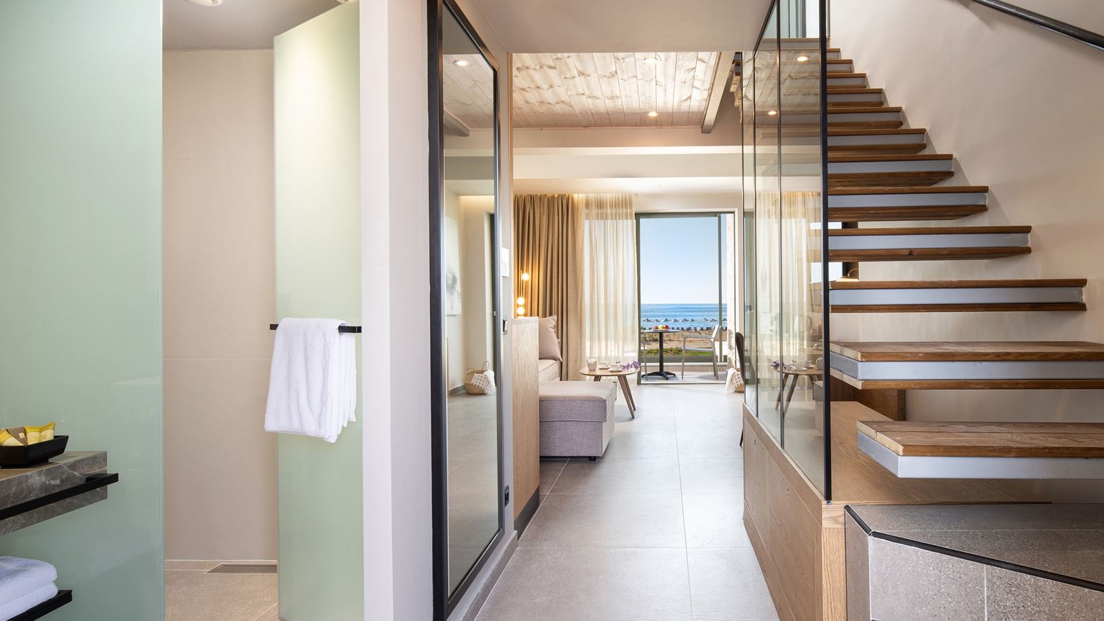 rooms-suite-loft-seafront