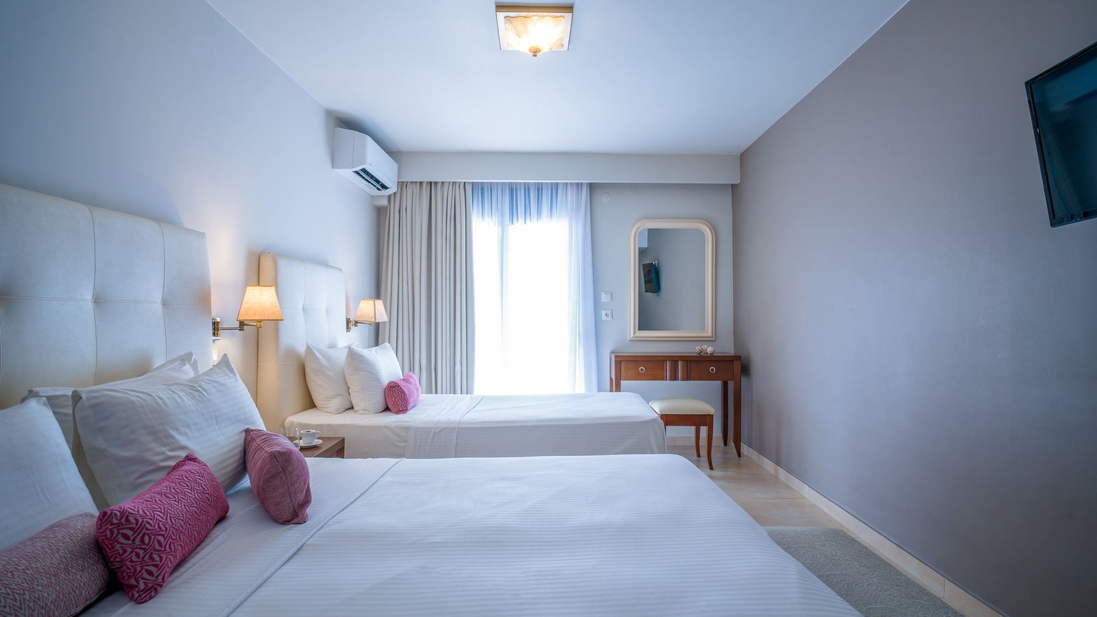 rooms-triple-standard-room