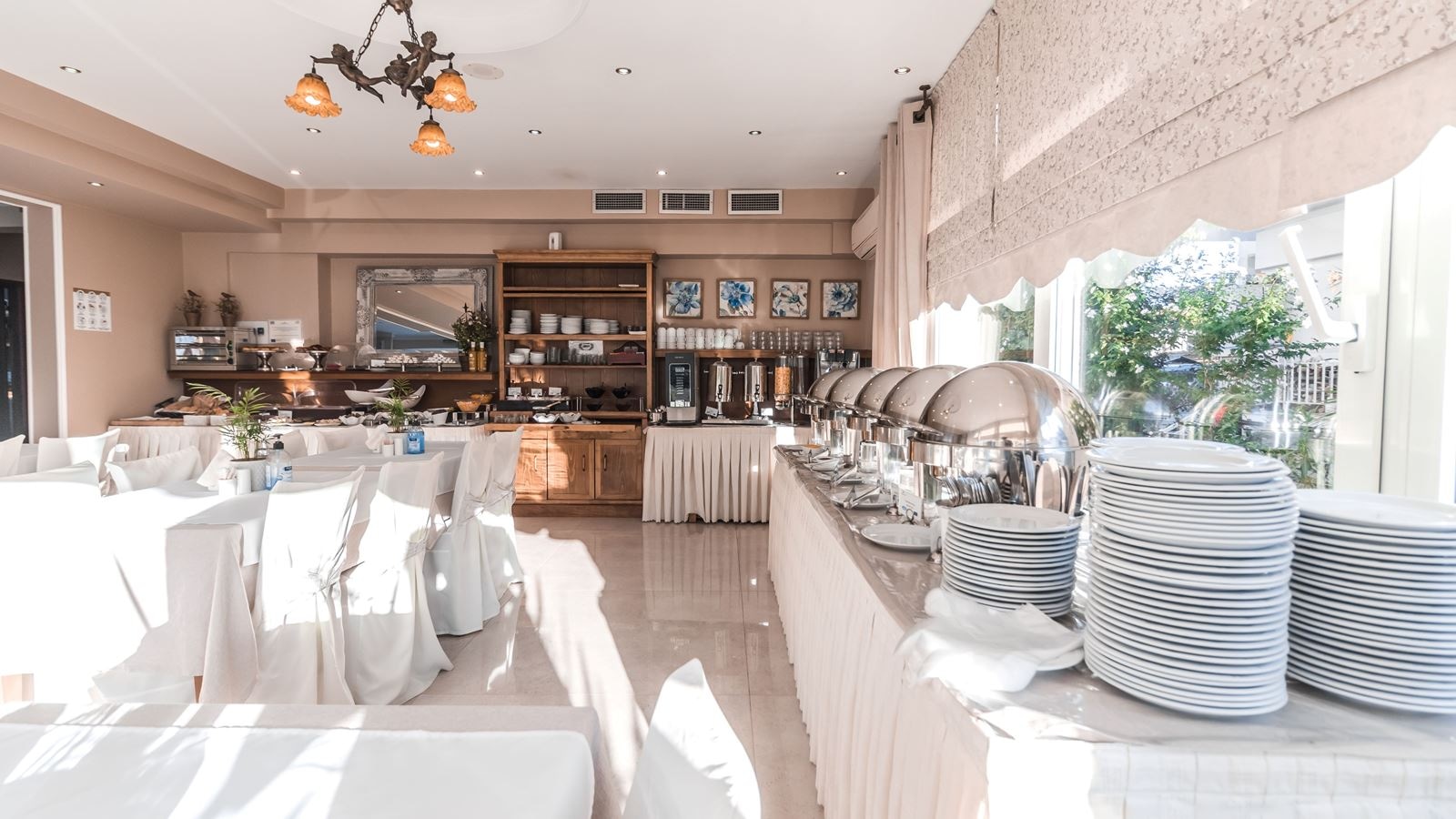 restaurants-breakfast-area