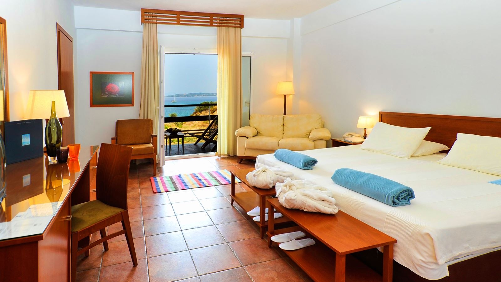 rooms-superior-double-room-sea-view