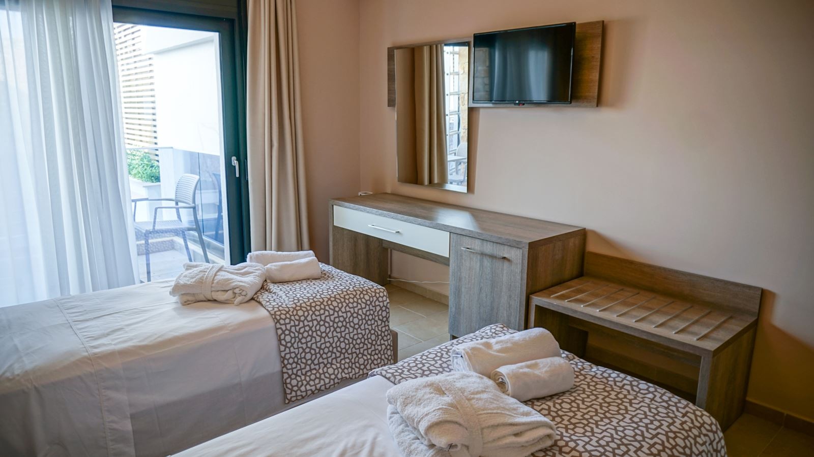 rooms-standard-double