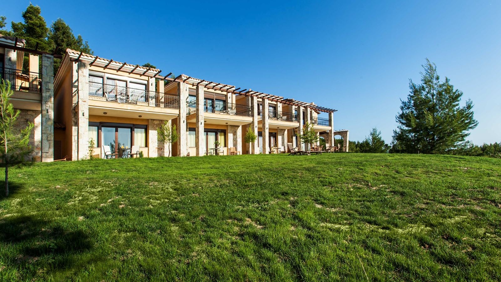 rooms-pigadi-|-junior-suite