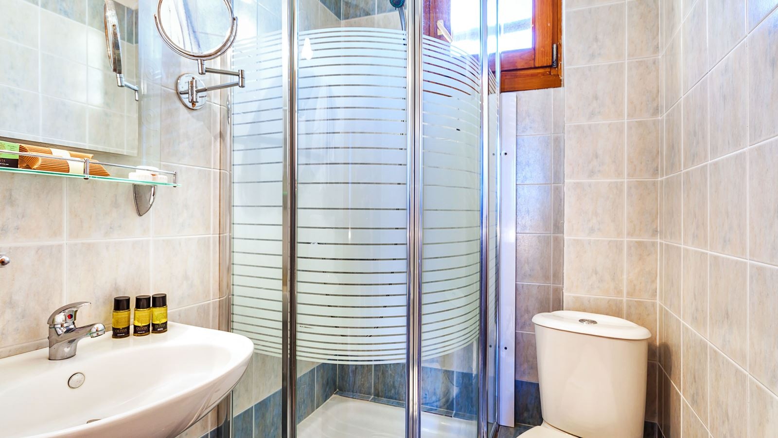 rooms-aphrodite-|-villa