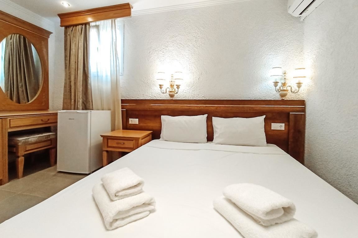 rooms-bungalow-double-room