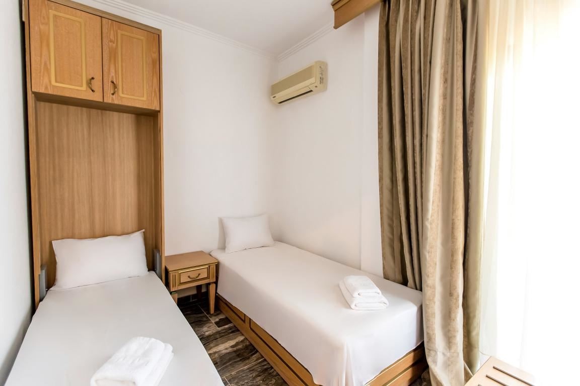 rooms-junior-suite-front-sea-view