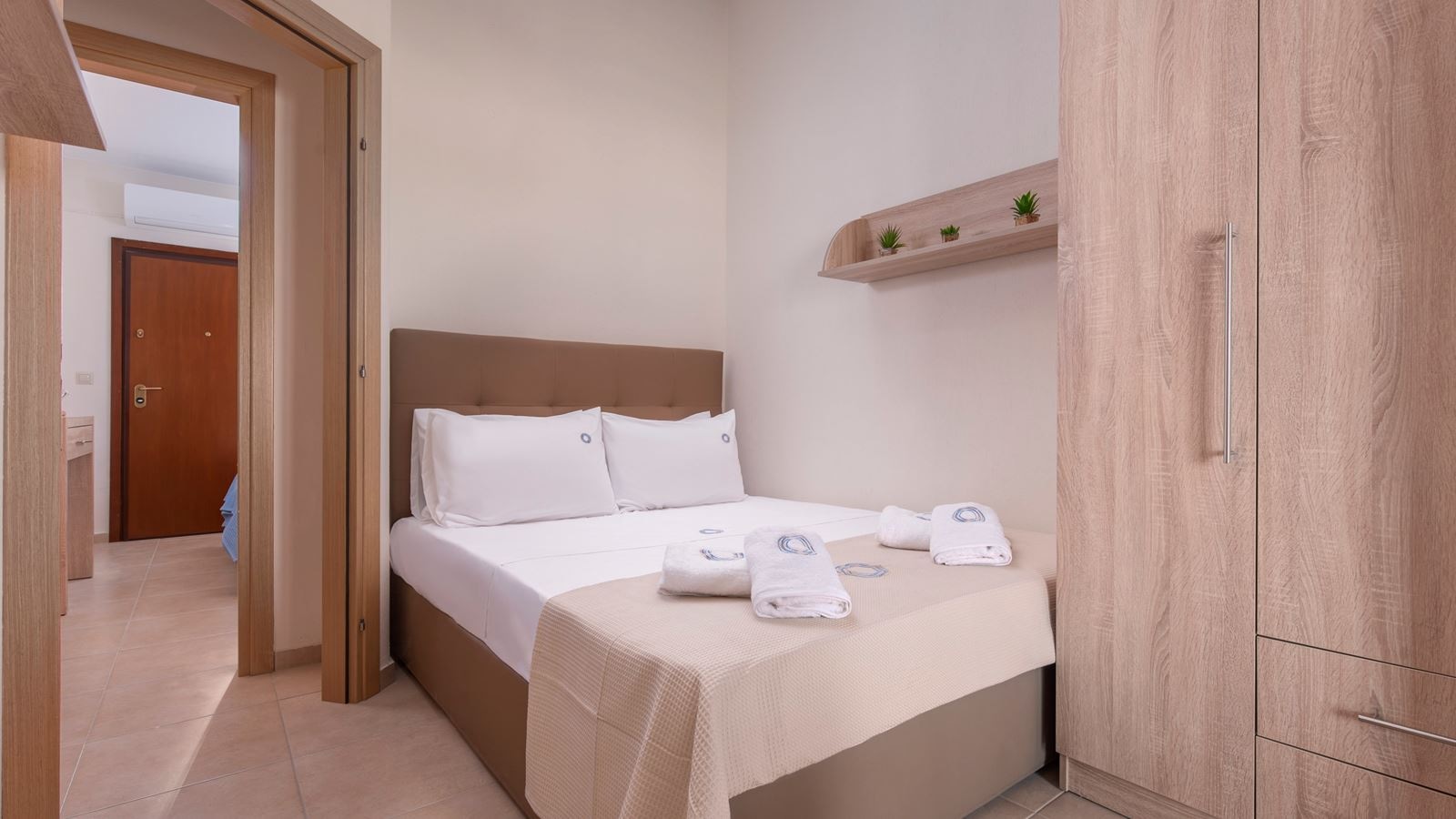 rooms-elegant-villa-sea-view