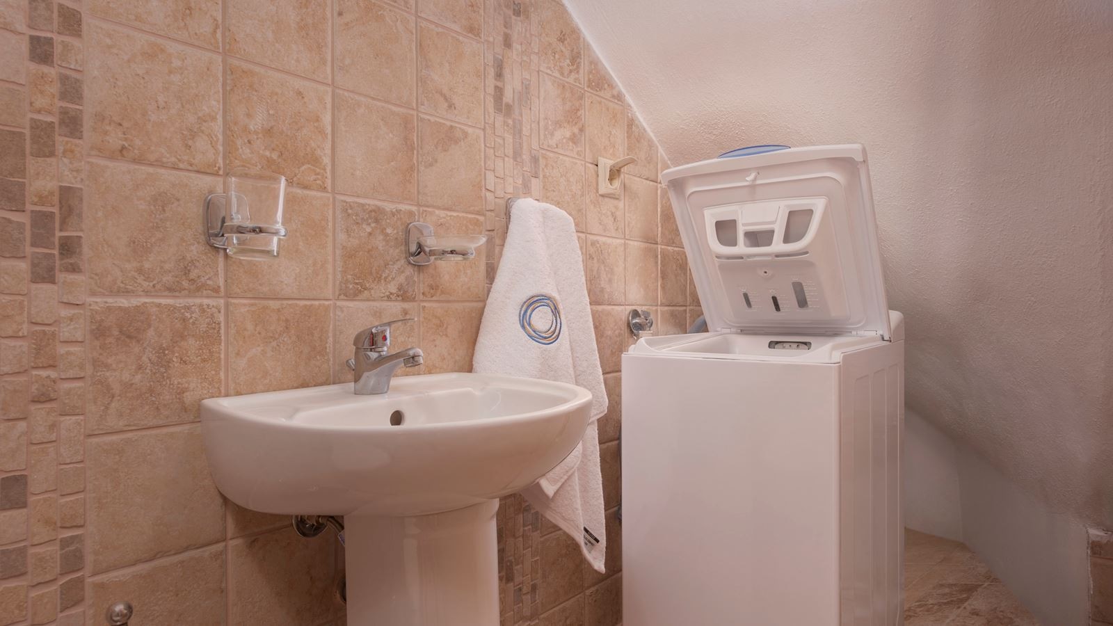 rooms-elegant-villa-sea-view