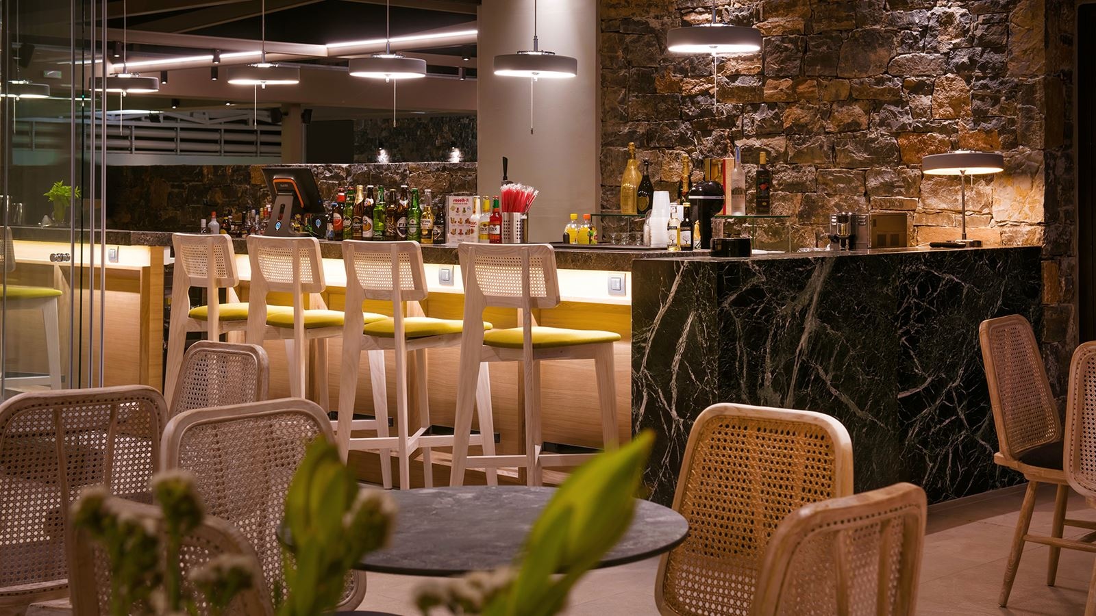 bars-vegera-lounge-bar