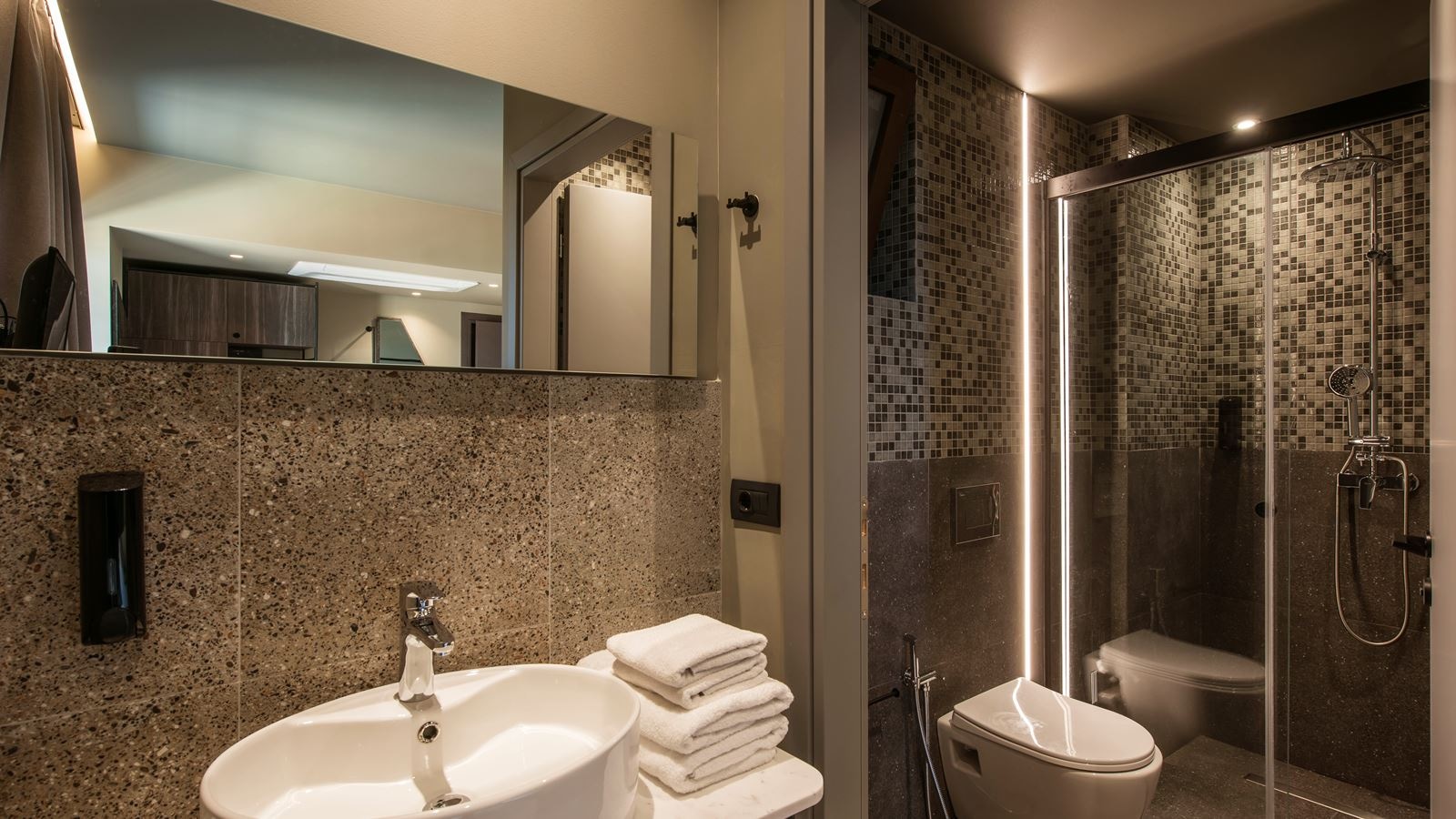 rooms-room-superior-single-use-balcony-or-terrace