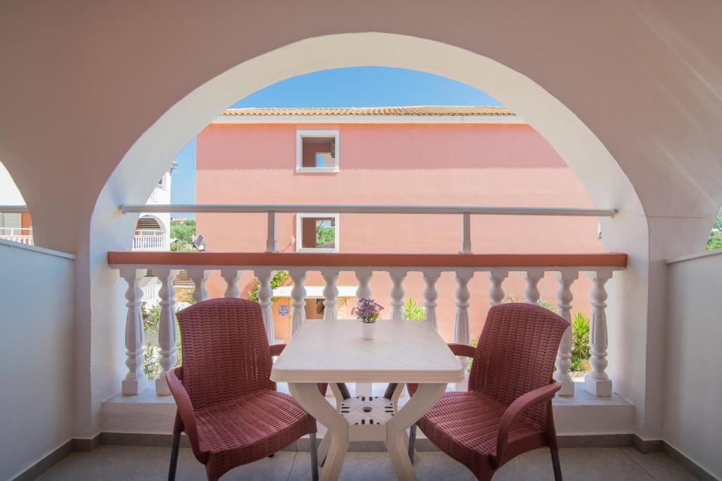 rooms-studio-double-room