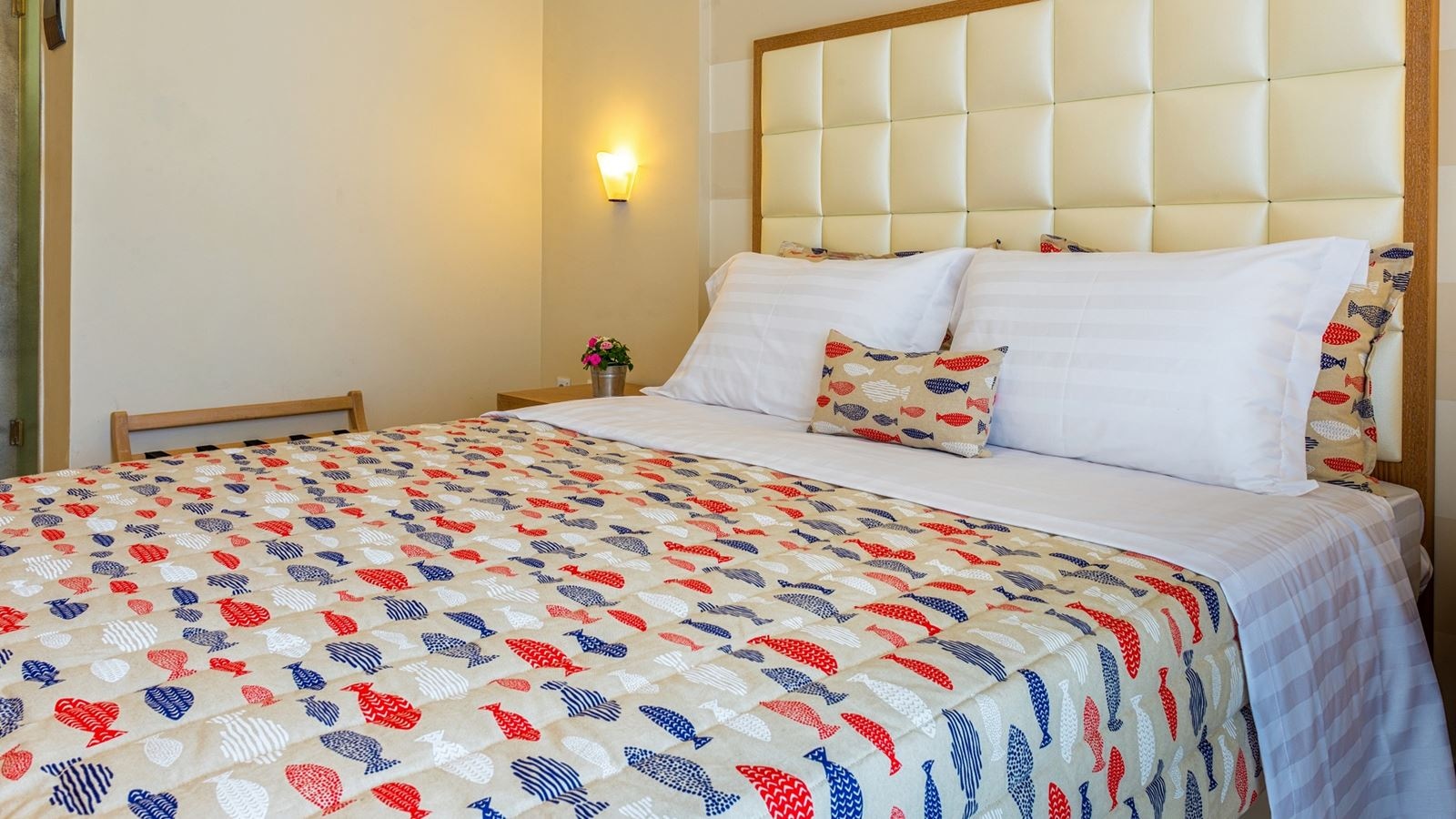 rooms-standard-double-room