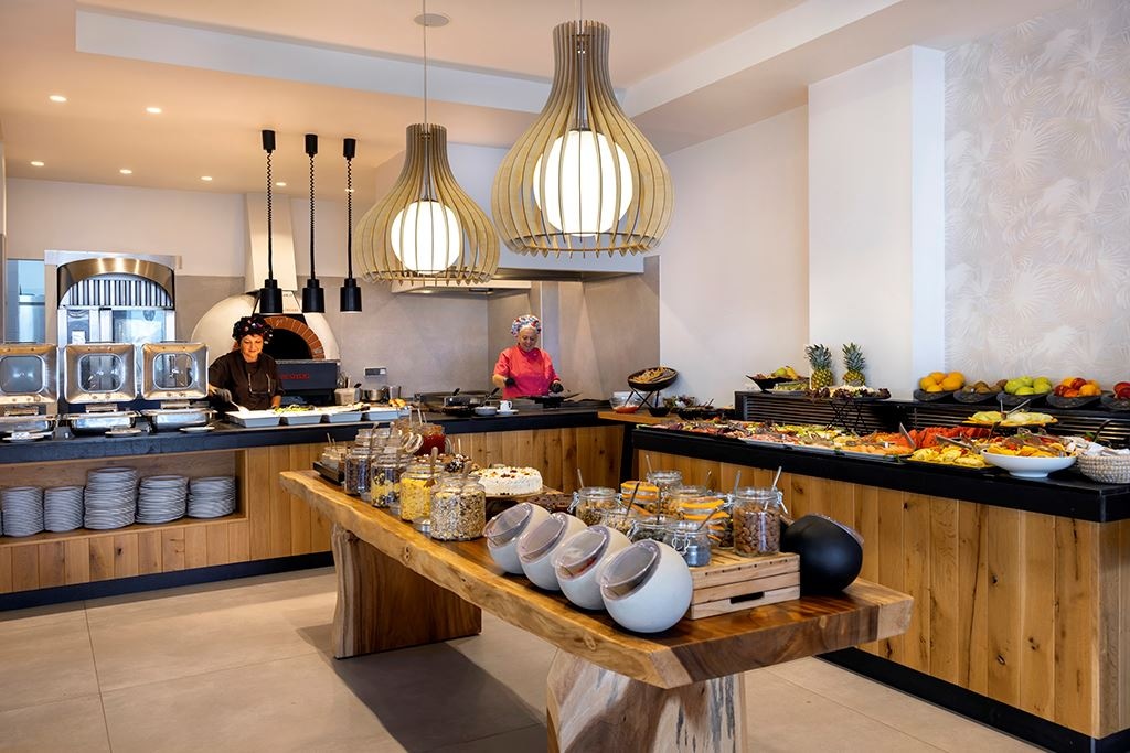 restaurants-breakfast-restaurant