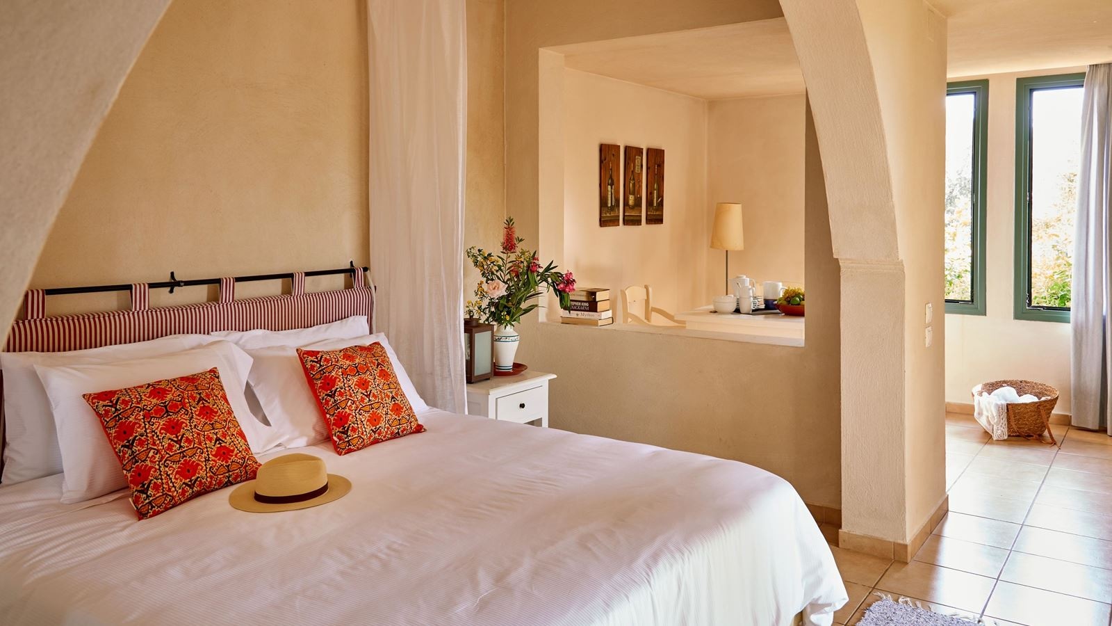 rooms-junior-suite-with-kitchenette