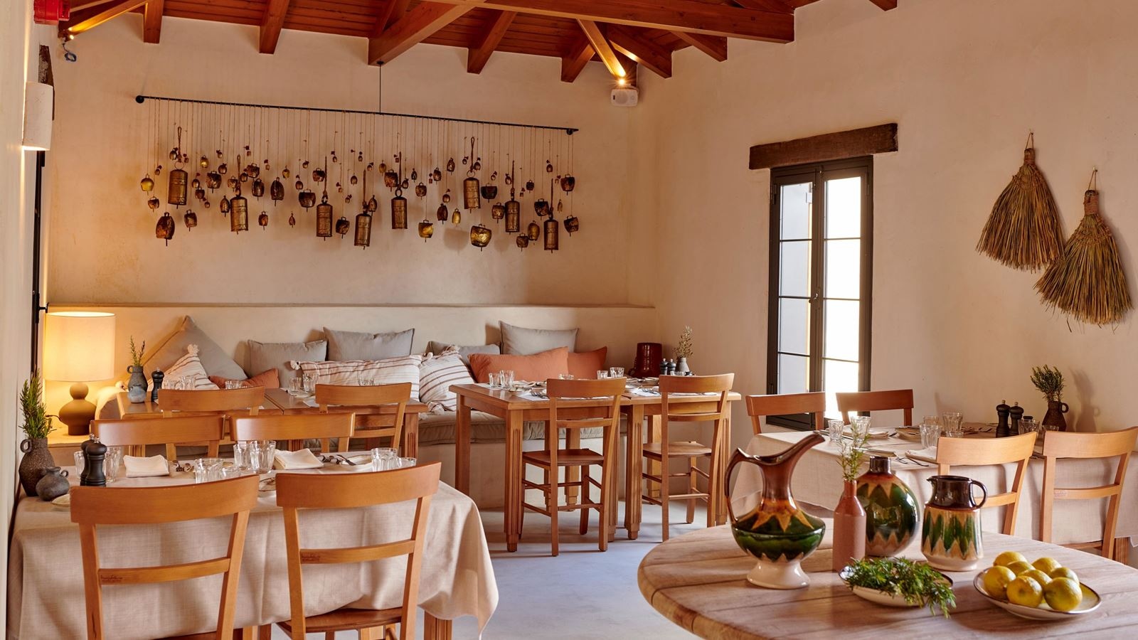 restaurants-rodies-traditional-cretan-restaurant